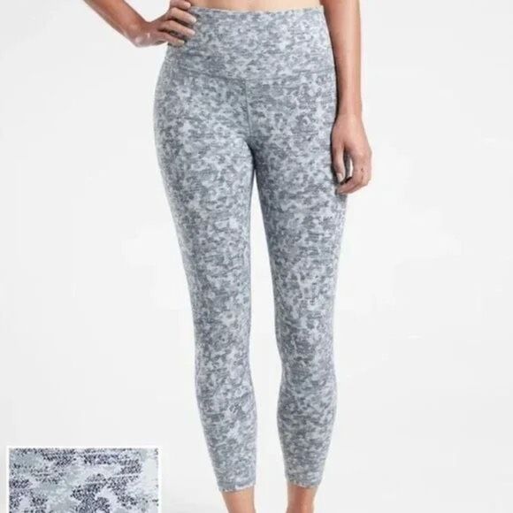✨Athleta Elation Textured 7/8 Tight Meadow Snowfall Blue High Rise Leggings✨ - Picture 1 of 8